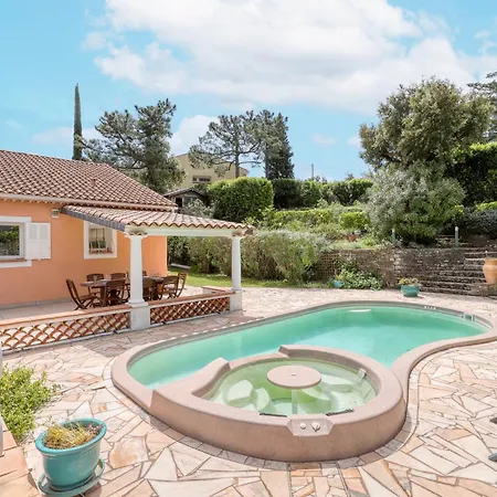 Tanit - Piscine, Vue Mer - 10 Personnes Le Lavandou